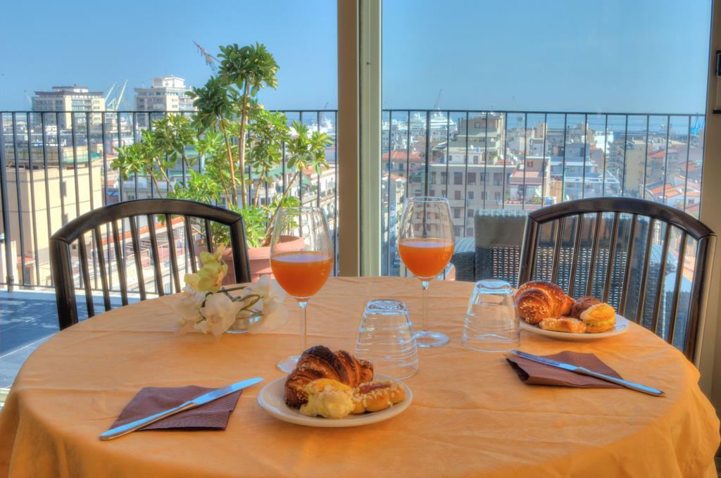 Hotel Liberta ปาแลร์โม ภายนอก รูปภาพ