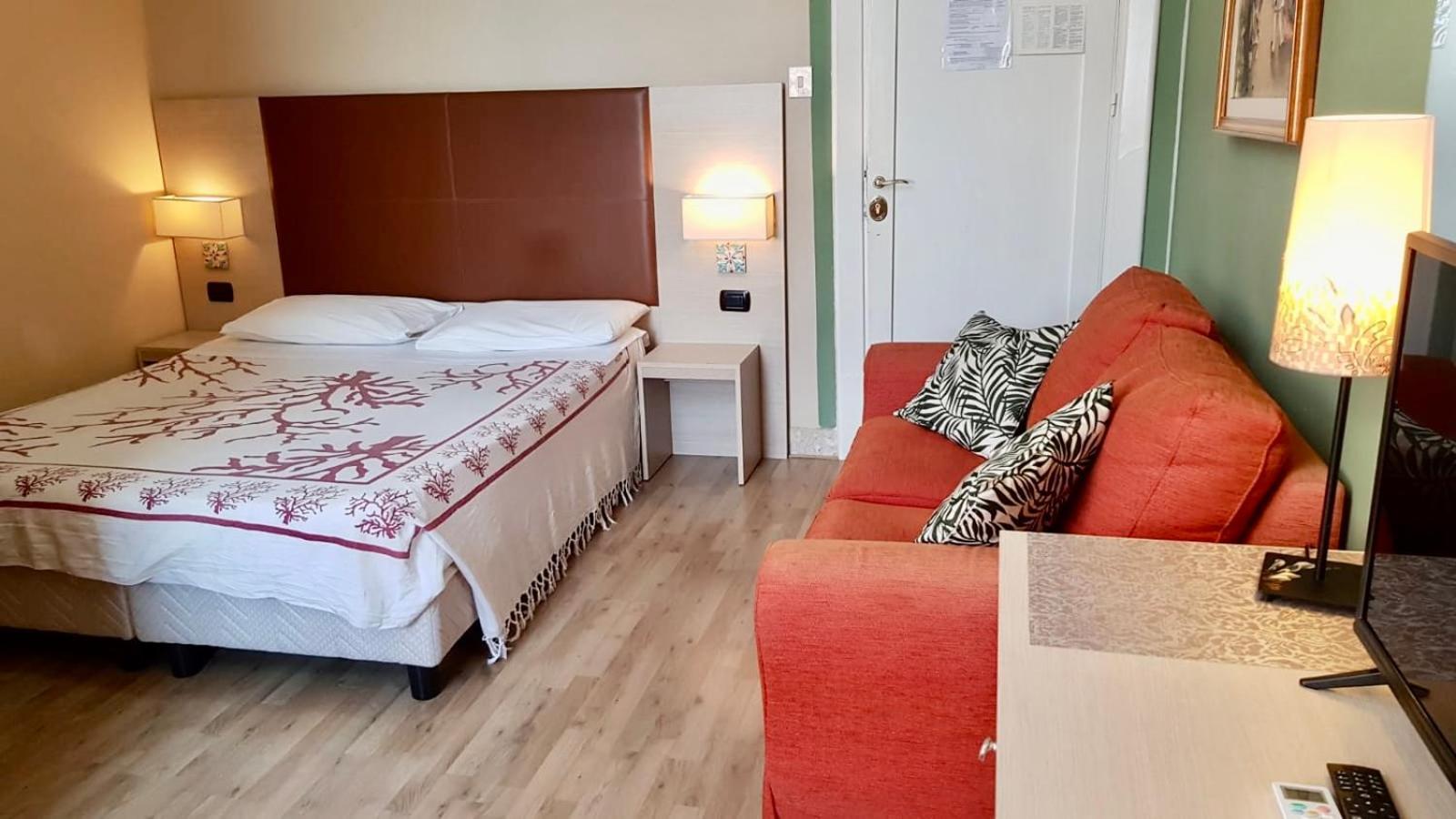 Hotel Liberta ปาแลร์โม ภายนอก รูปภาพ